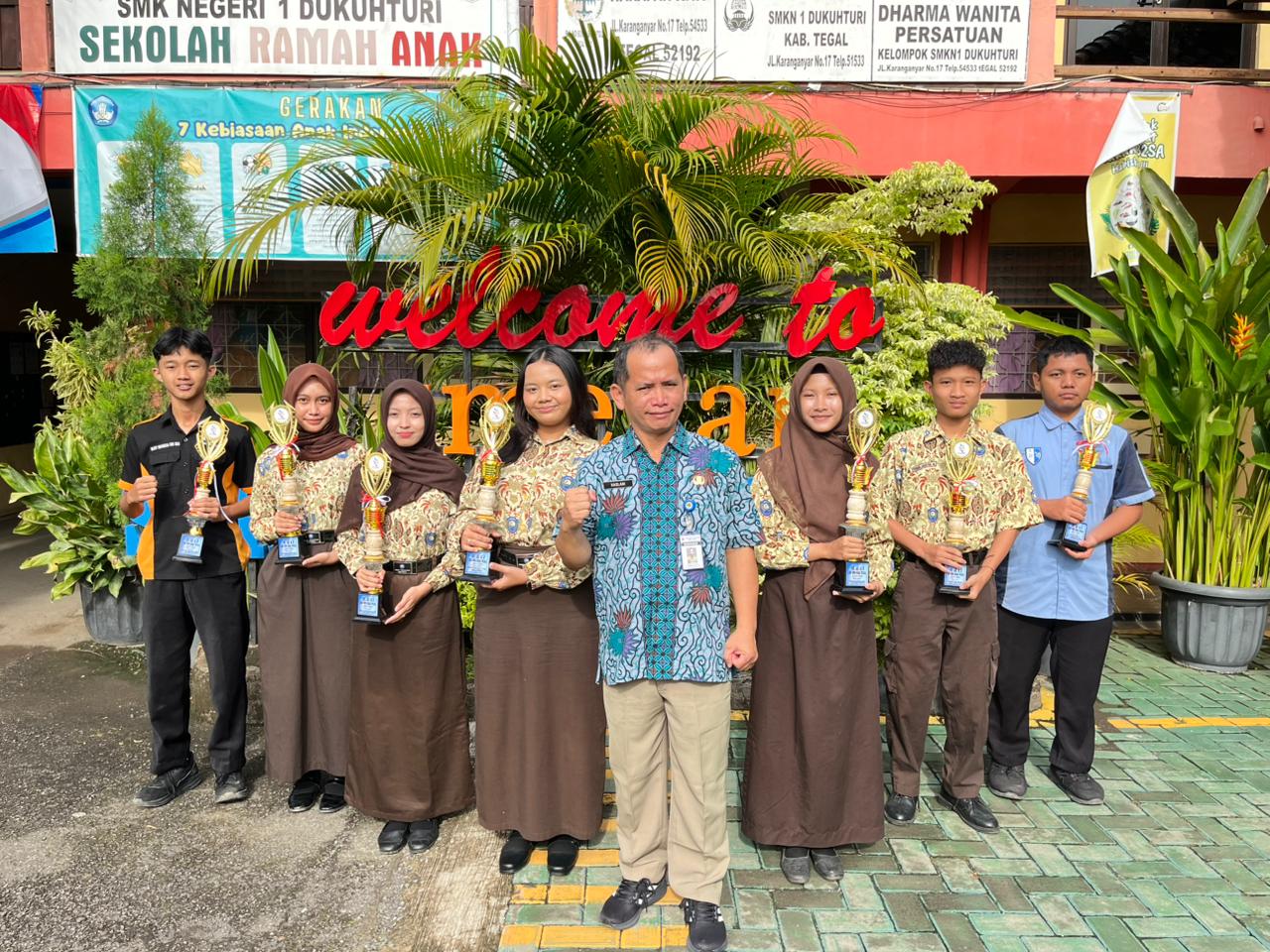 Kembali Mengukir Prestasi, SMK Negeri 1 Dukuhturi Juara Umum LKS Kabupaten Tegal 2026