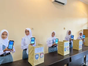 Karya Anak OSIS SMK Negeri 1 Dukuhturi Warnai Pemilihan Ketua OSIS Berbasis Digital